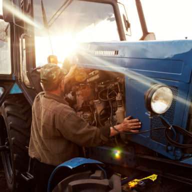 Guide to tractor maintenance